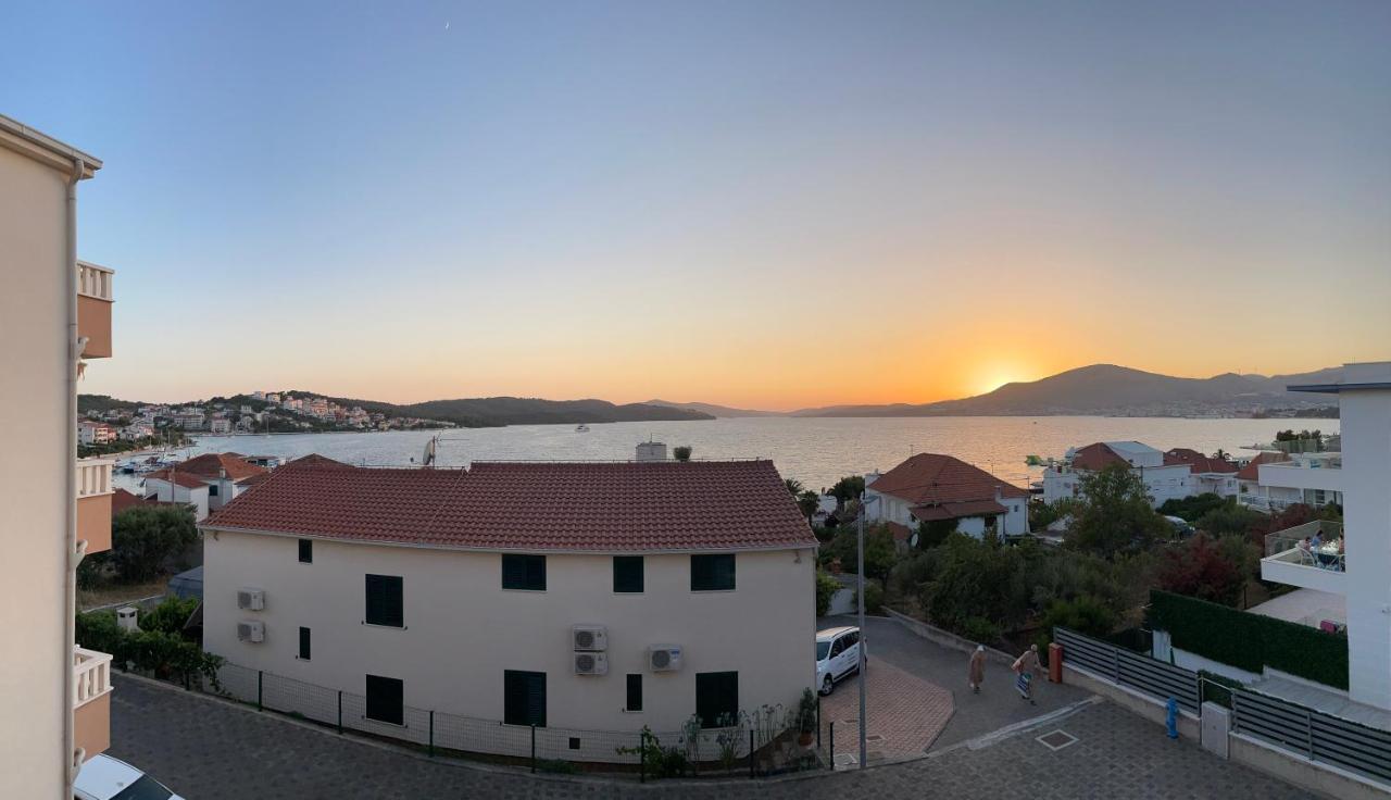 Apartment Ana Trogir Exterior foto